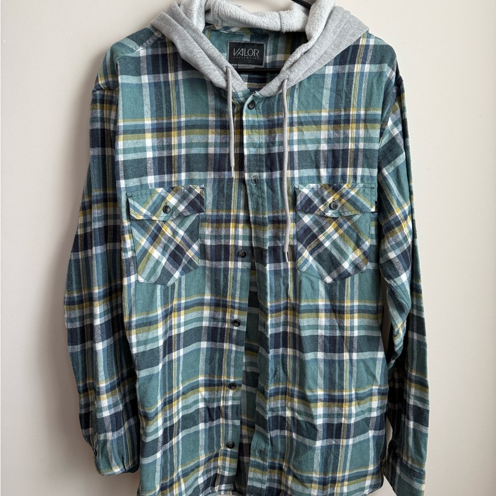Valor Men's Green Plaid Casual Button Down Shirt